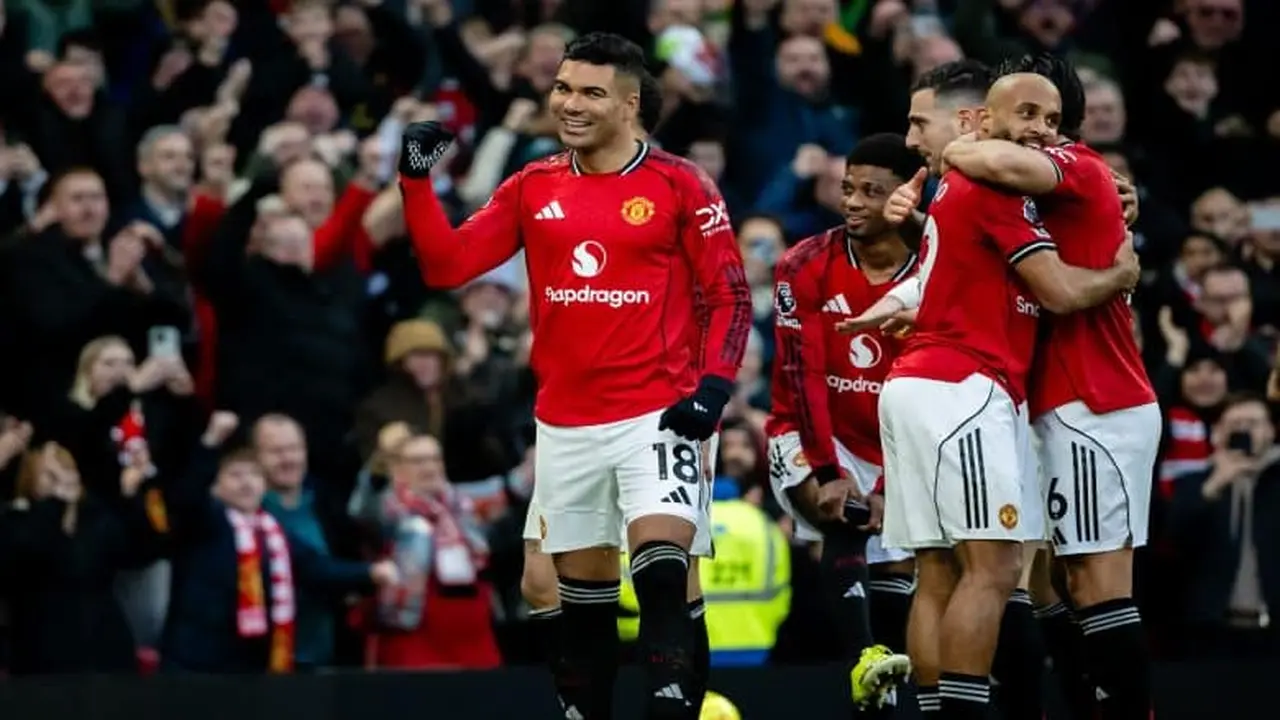 موعد مباراة مانشستر يونايتد وكريستال بالاس في الدوري الإنجليزي 2026 والقنوات الناقلة للقاء الوشيك